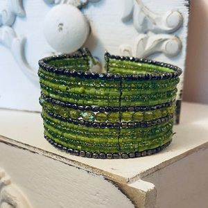 Bracelet 💚Pretty Beaded Green BoHo Cuff